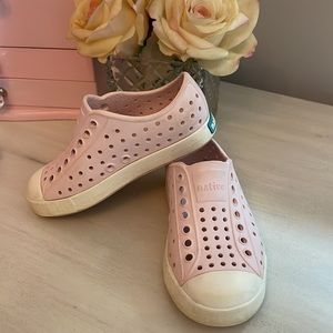 Girls NATIVE Shoes Size: 9